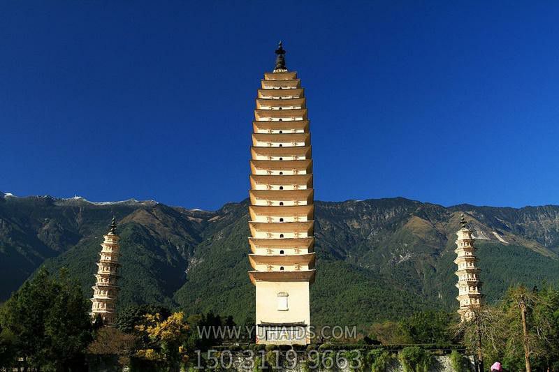 中國寺廟多層佛塔景觀雕塑